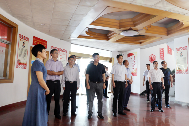 5f1e387c8377f.jpg 5f1e387c8377f.jpg